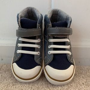 New w/o tags See Kai Run toddler sneakers